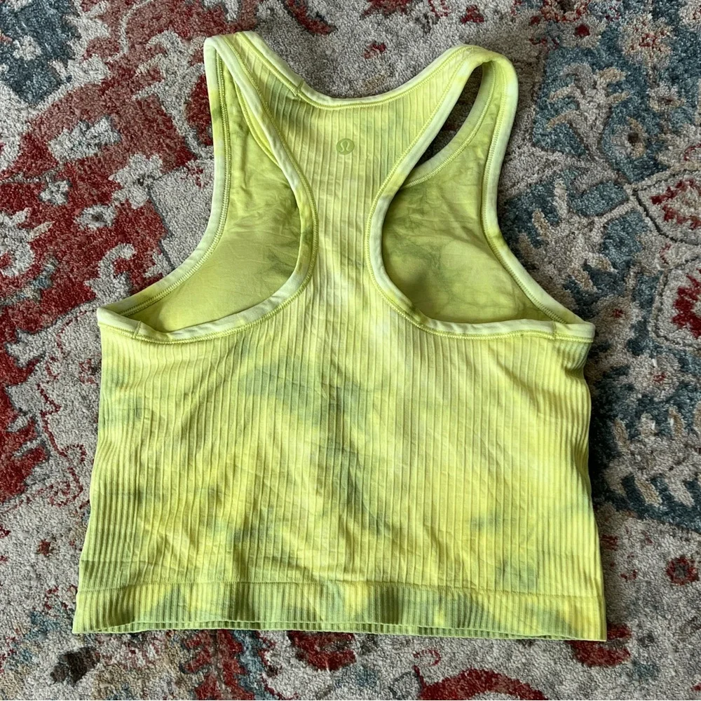 Lululemon Ebb to Street Racerback Crop Tank Top Tie Dye Lime Yellow Size 6 Yoga - Picture 2 of 8